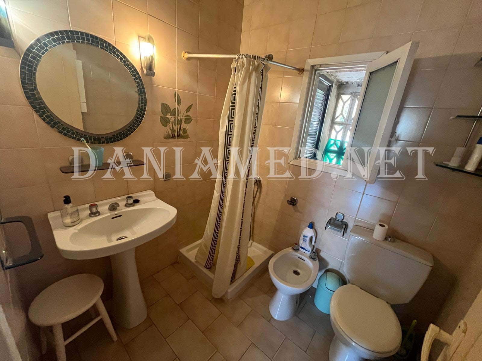 Chalet de 8 habitaciones en Dénia en venta con garaje - 590.000 € (Ref: 9131845)