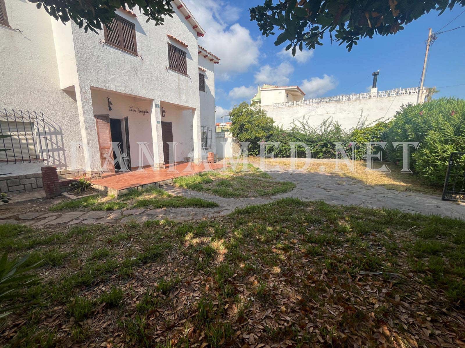 Chalet de 8 habitaciones en Dénia en venta con garaje - 590.000 € (Ref: 9131845)