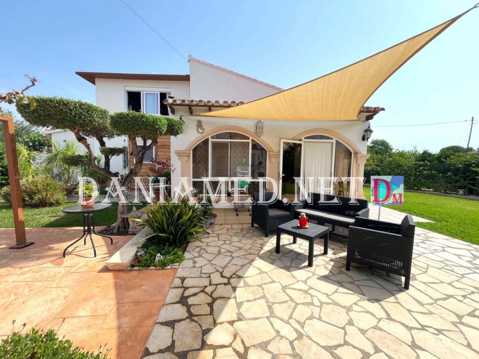 Chalet de 3 habitaciones en Dénia en venta con garaje - 441.000 € (Ref: 9196704)