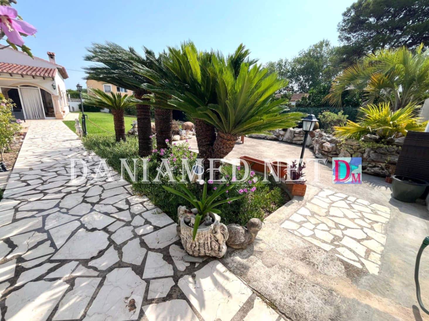 Chalet de 3 habitaciones en Dénia en venta con garaje - 441.000 € (Ref: 9196704)