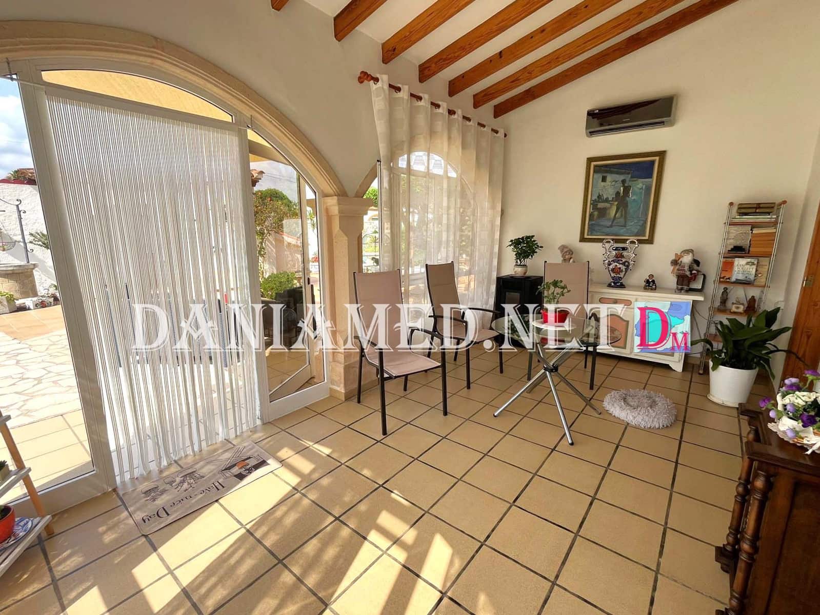 Chalet de 3 habitaciones en Dénia en venta con garaje - 441.000 € (Ref: 9196704)