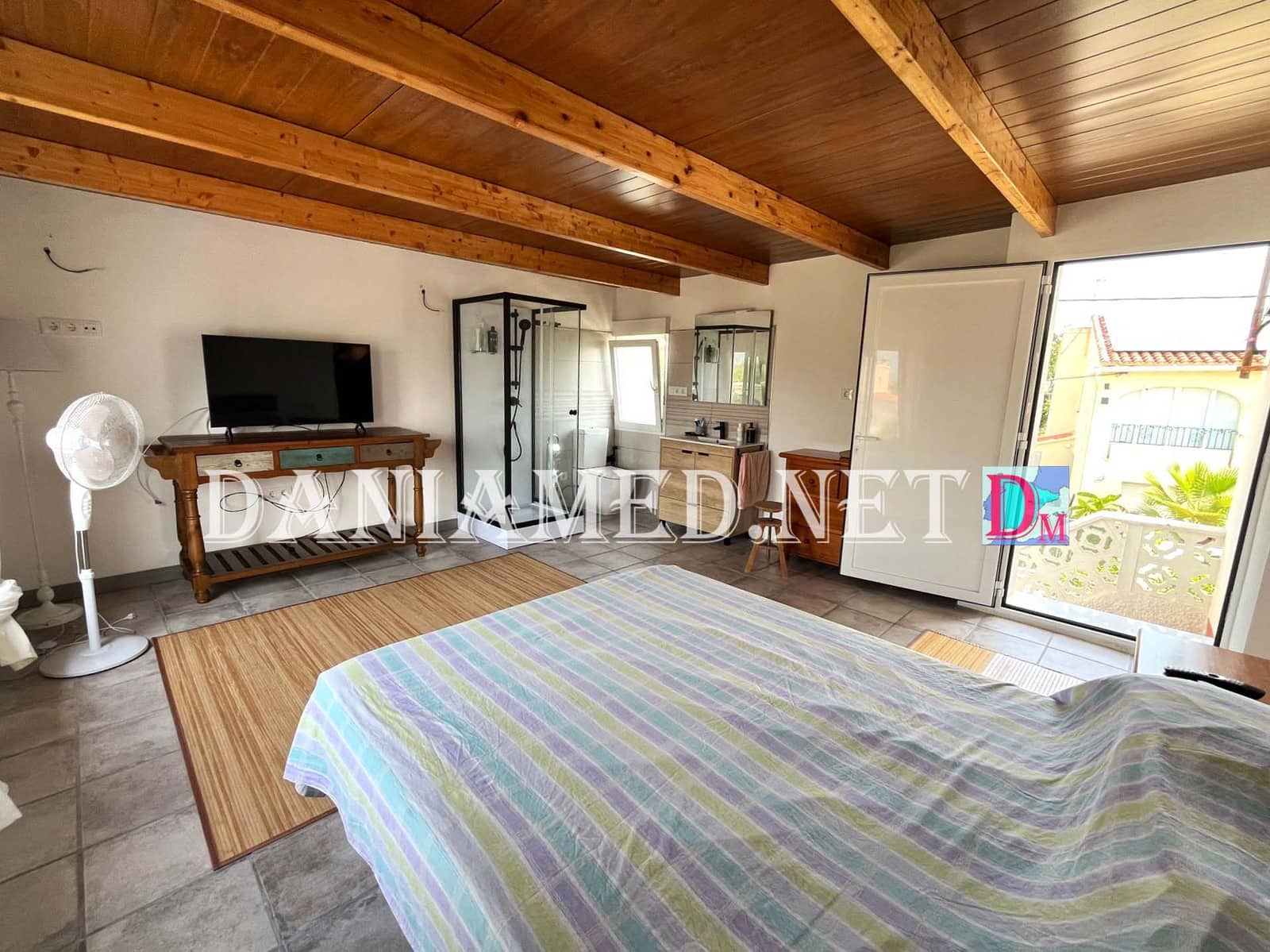 Chalet de 3 habitaciones en Dénia en venta con garaje - 441.000 € (Ref: 9196704)
