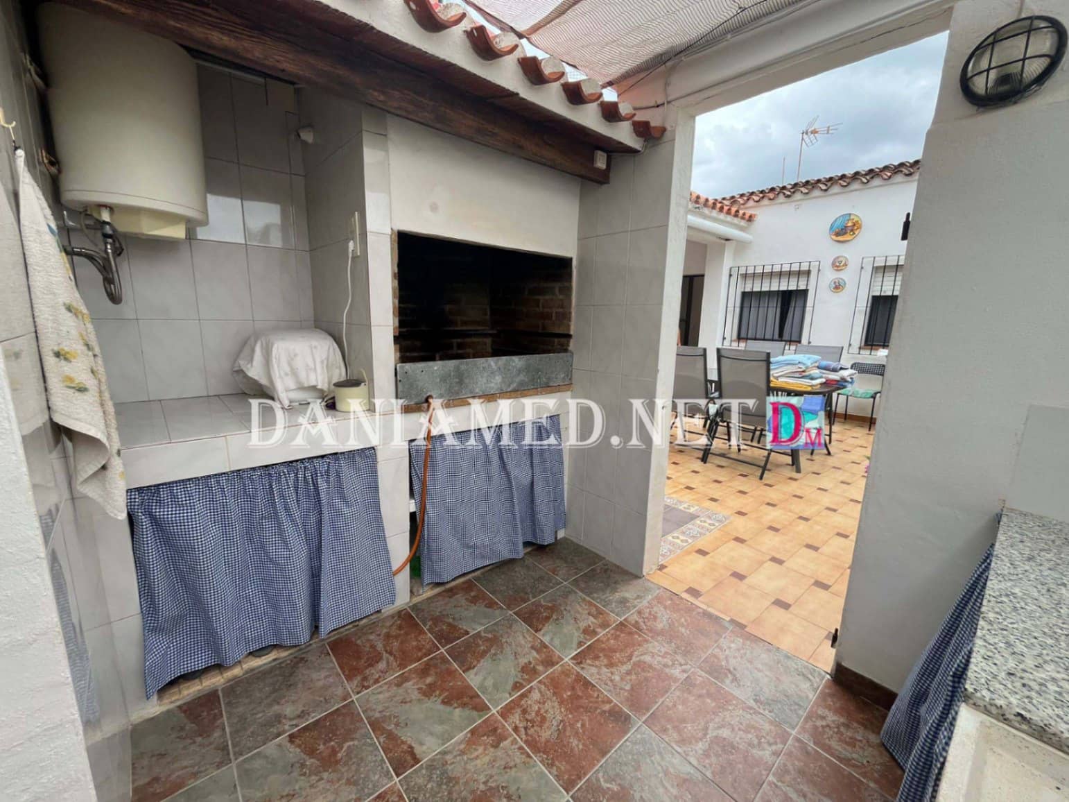 5 soveværelse Rækkehus til salg i Denia med garage - € 275.000 (Ref: 9196706)