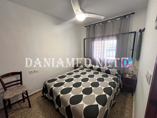 5 sovrum Radhus till salu i Dénia med garage - 275 000 € (Ref: 9196706)