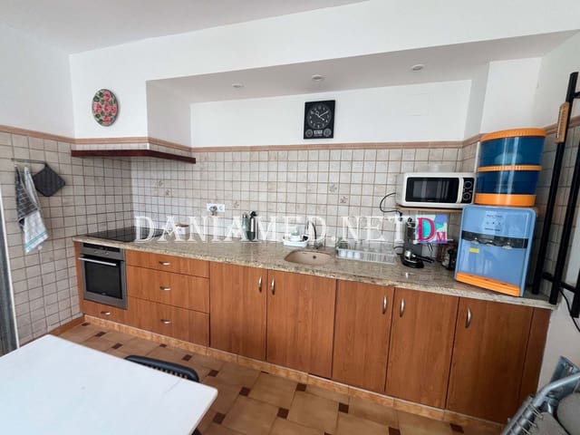 5 sovrum Radhus till salu i Dénia med garage - 275 000 € (Ref: 9196706)