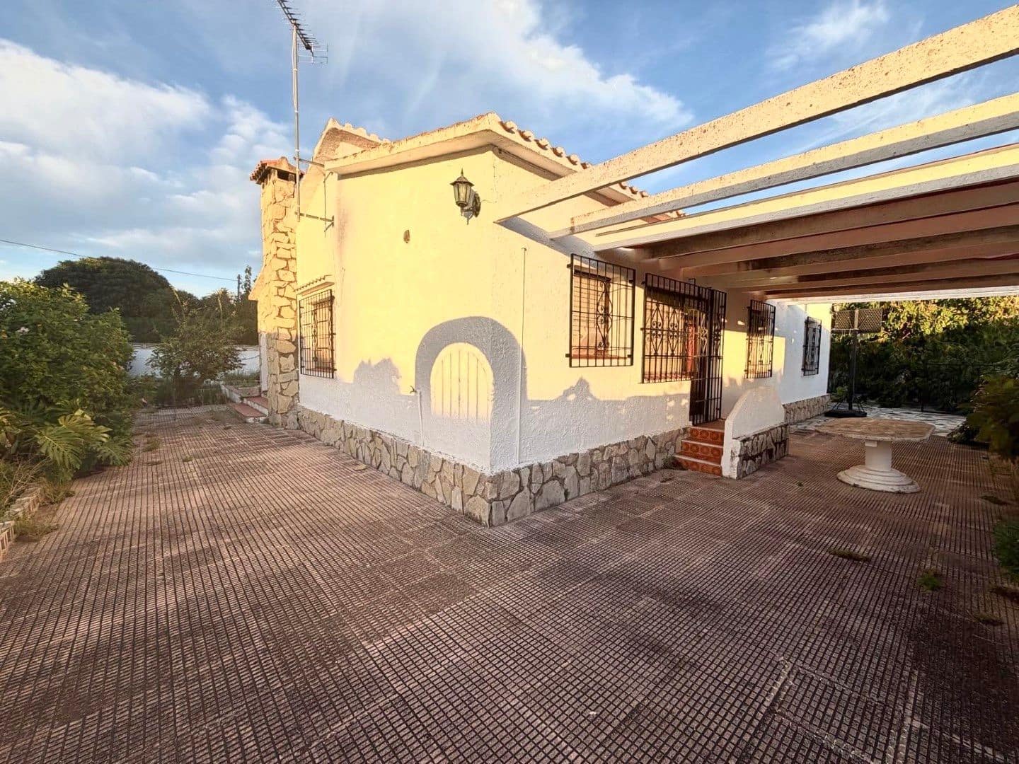 3 sypialnia Willa na sprzedaż w Denia z garażem - 339 000 € (Ref: 9340328)