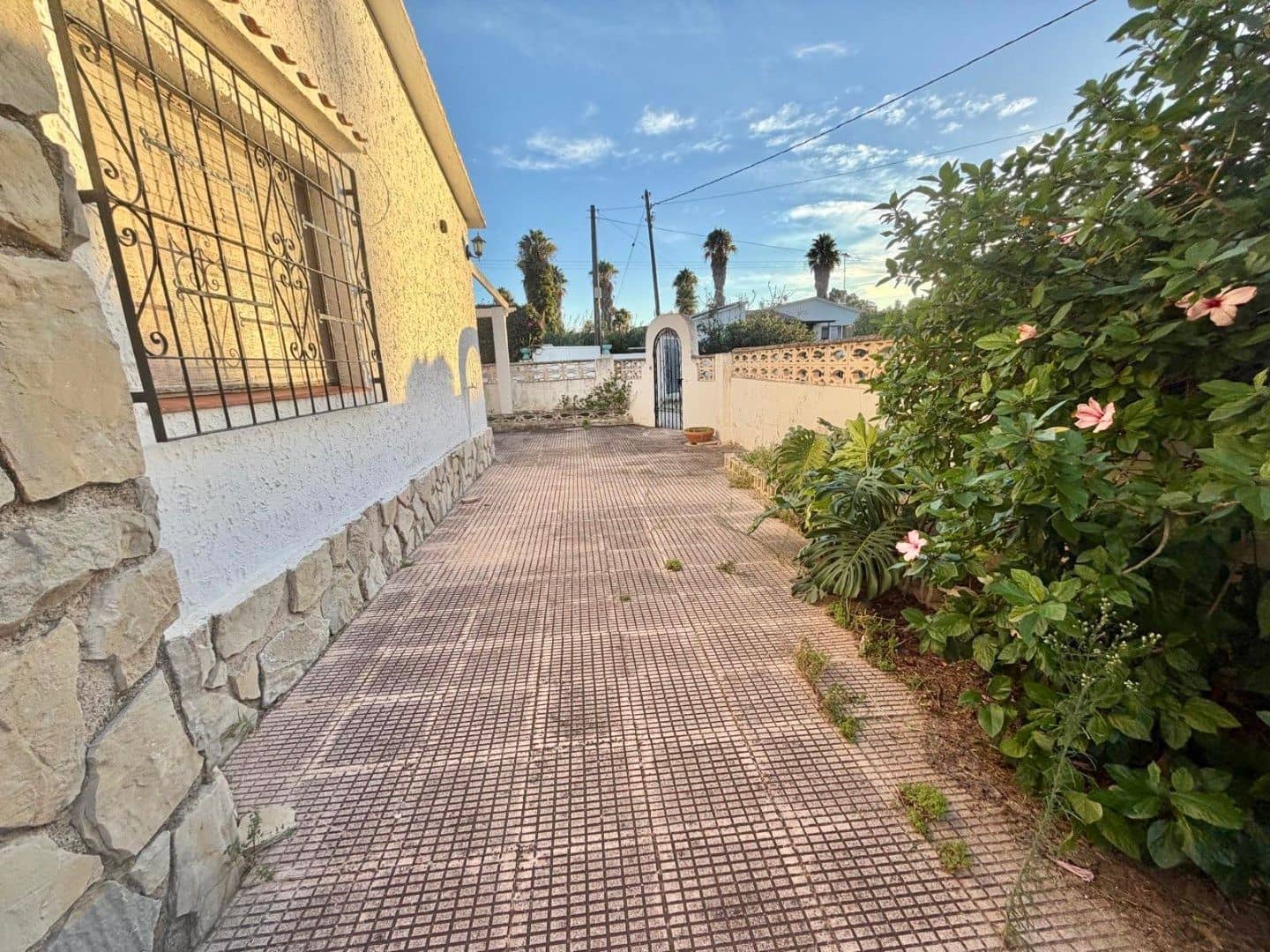 3 sypialnia Willa na sprzedaż w Denia z garażem - 339 000 € (Ref: 9340328)