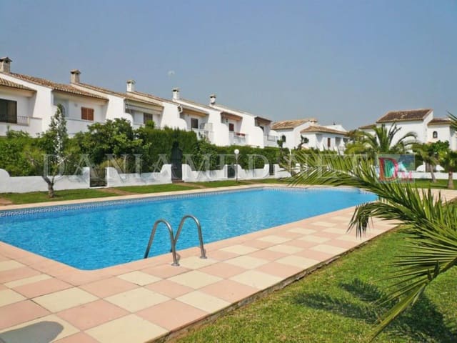 3 quarto Moradia em Banda para venda em Dénia com garagem - 369 000 € (Ref: 9340332)