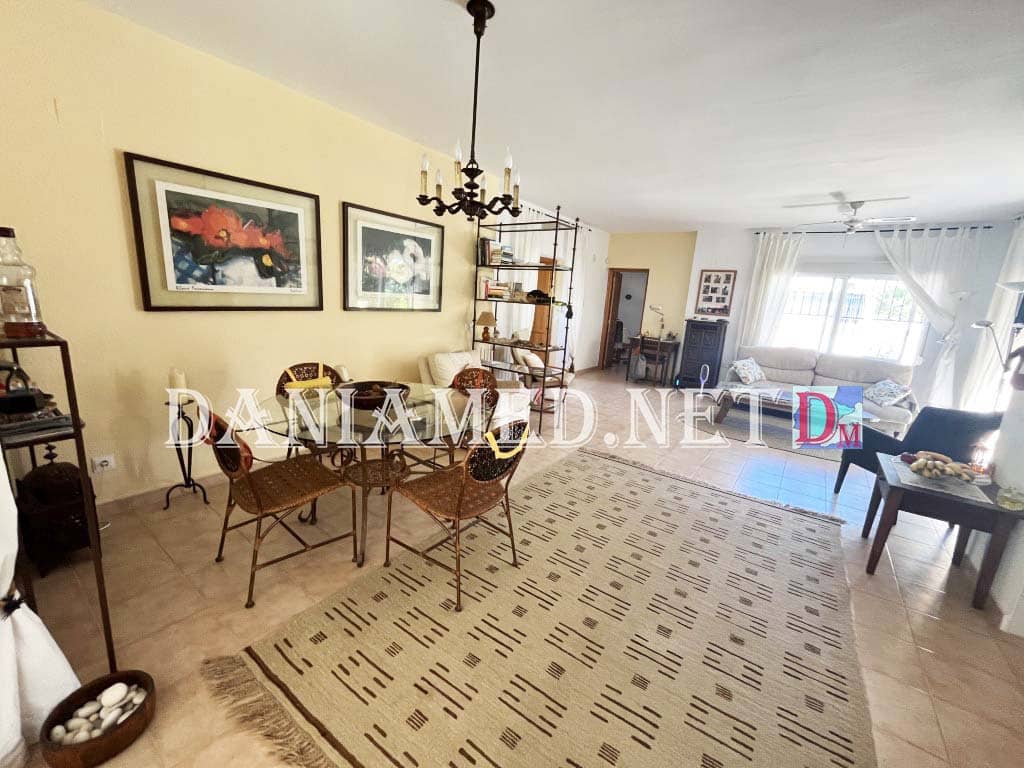 4 makuuhuone Huvila myytävänä paikassa Denia mukana uima-altaan 
autotalli - 850 000 € (Ref: 9340333)