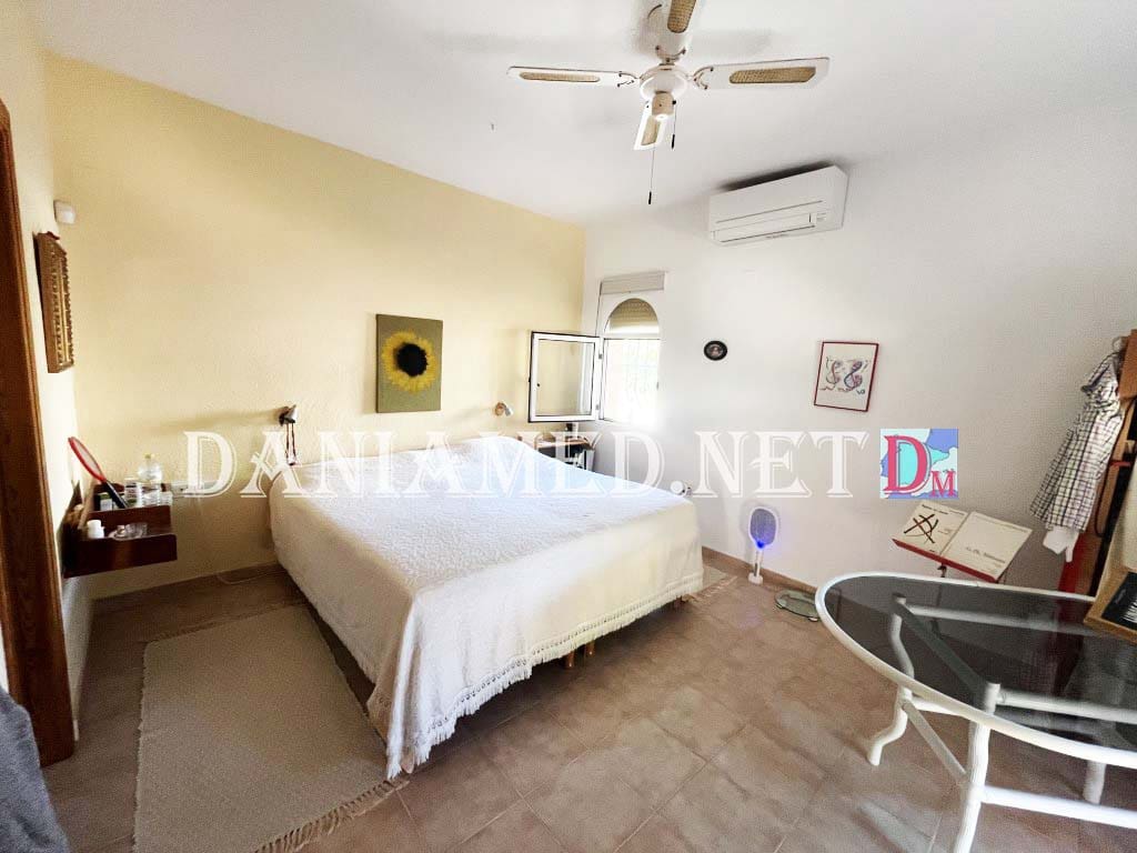 4 makuuhuone Huvila myytävänä paikassa Denia mukana uima-altaan 
autotalli - 850 000 € (Ref: 9340333)