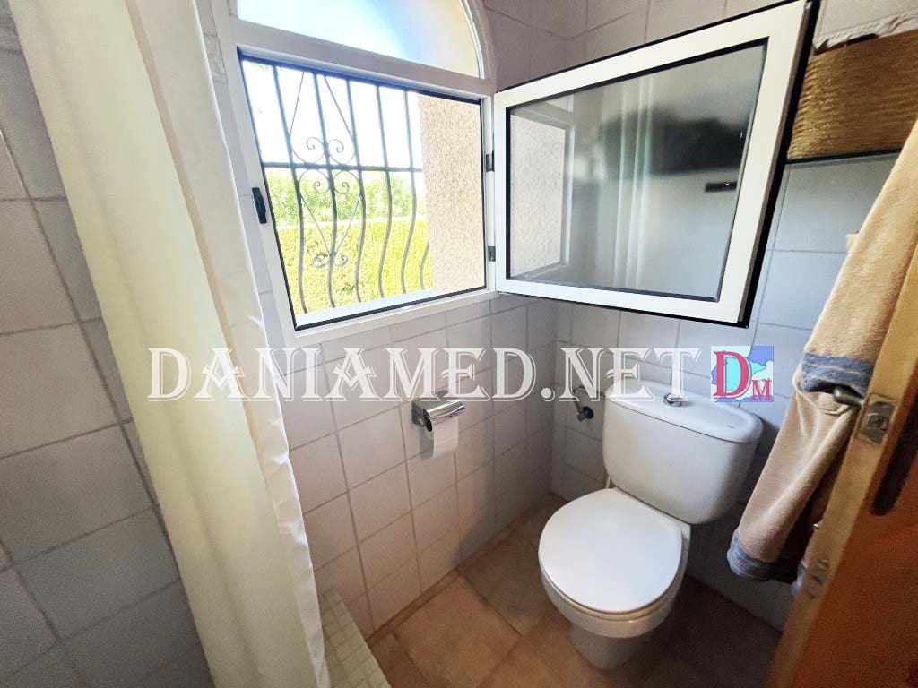 4 makuuhuone Huvila myytävänä paikassa Denia mukana uima-altaan 
autotalli - 850 000 € (Ref: 9340333)