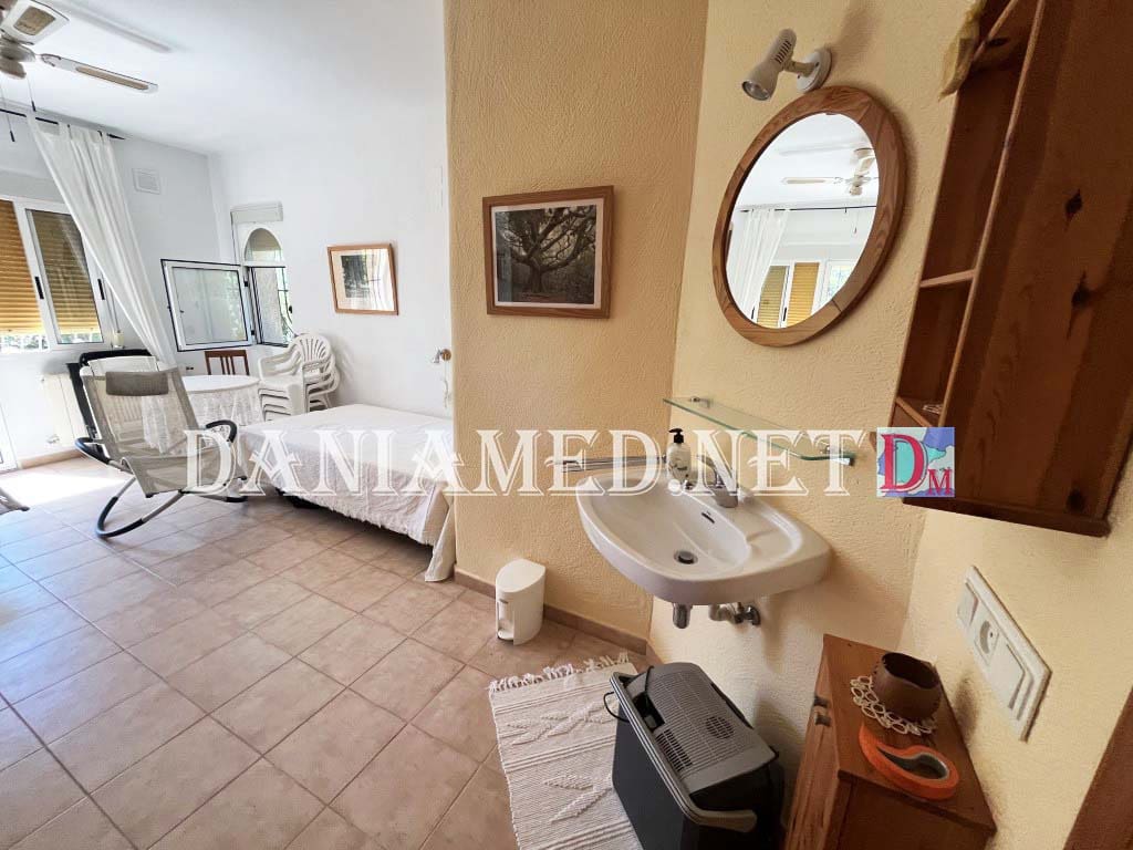 4 makuuhuone Huvila myytävänä paikassa Denia mukana uima-altaan 
autotalli - 850 000 € (Ref: 9340333)