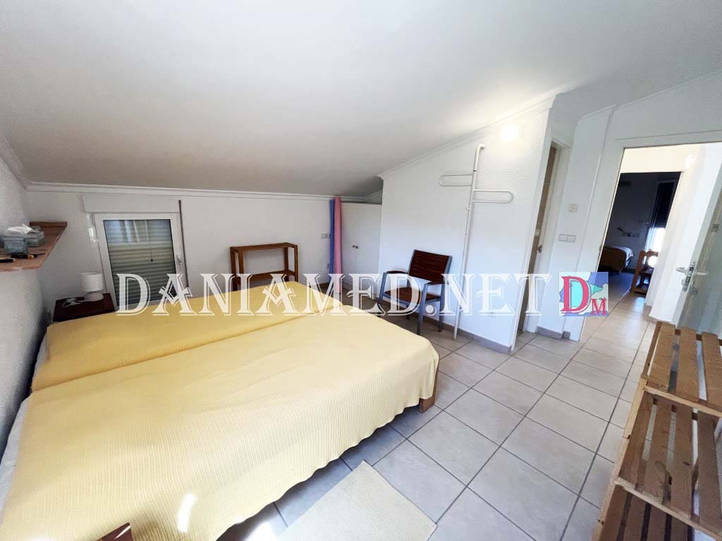 4 makuuhuone Huvila myytävänä paikassa Denia mukana uima-altaan 
autotalli - 850 000 € (Ref: 9340333)