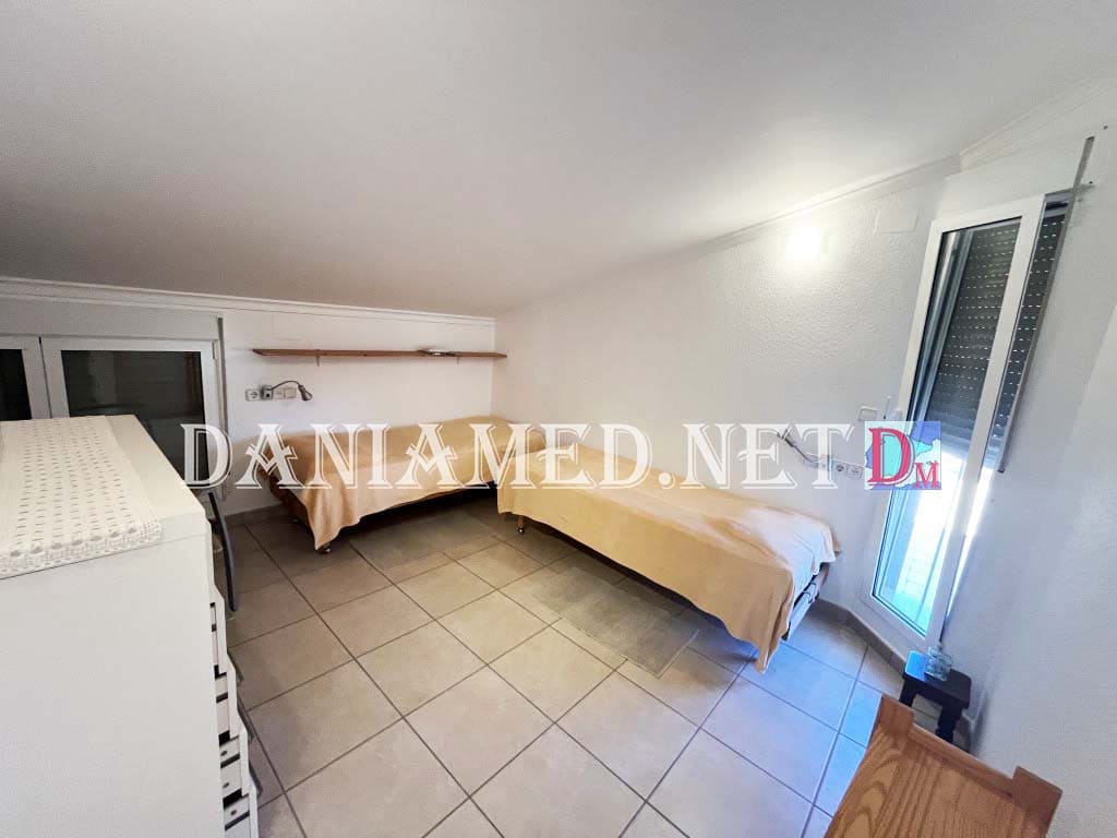 4 makuuhuone Huvila myytävänä paikassa Denia mukana uima-altaan 
autotalli - 850 000 € (Ref: 9340333)