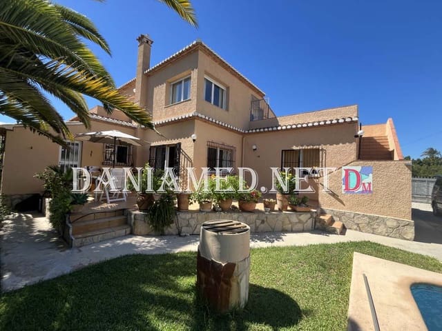 4 sovrum Villa till salu i Las Marinas / Les Marines, Dénia med pool garage - 850 000 € (Ref: 9340333)