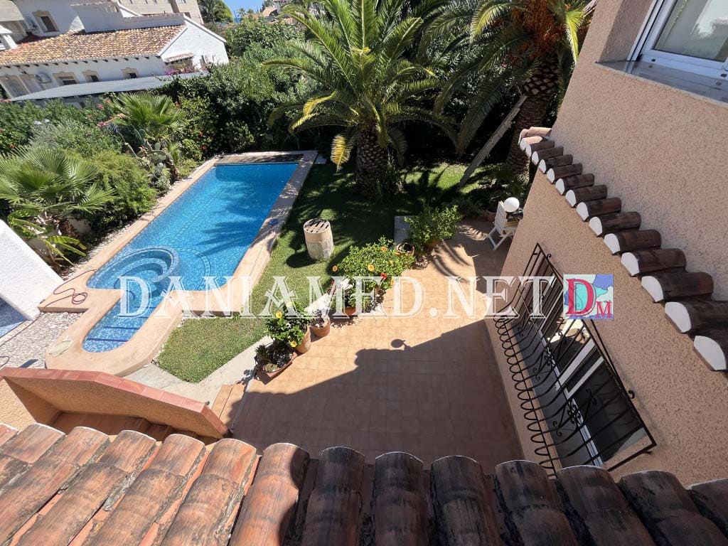 4 makuuhuone Huvila myytävänä paikassa Denia mukana uima-altaan 
autotalli - 850 000 € (Ref: 9340333)