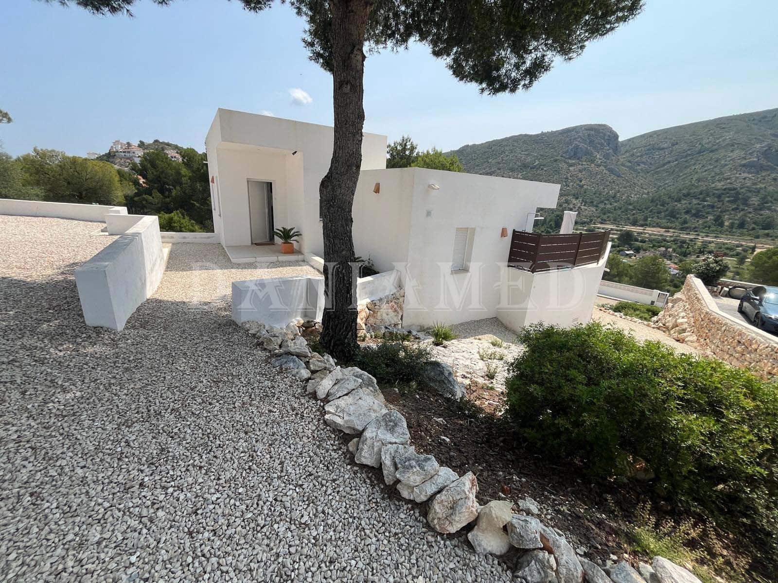 2 sovrum Villa till salu i Monte Solana med pool garage - 449 000 € (Ref: 9340334)