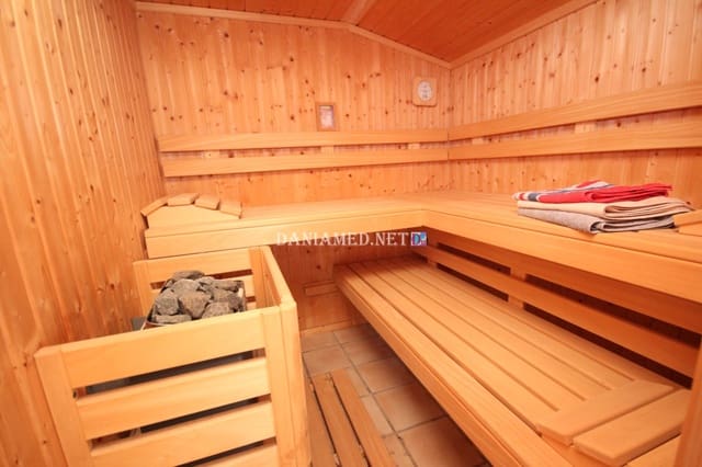 3 Zimmer Villa zu verkaufen in Dénia mit Garage - 450.000 € (Ref: 9449309)