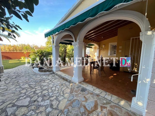 3 Zimmer Villa zu verkaufen in Dénia mit Garage - 450.000 € (Ref: 9449309)