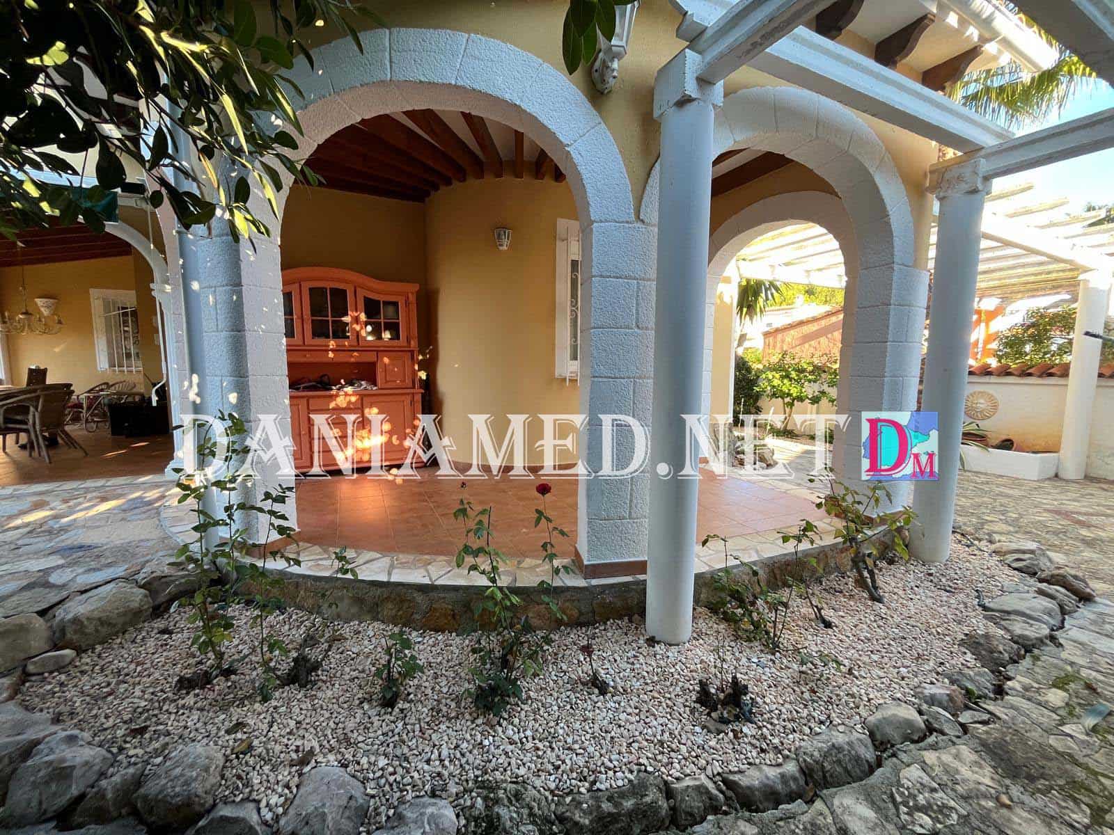 3 Zimmer Villa zu verkaufen in Denia mit Garage - 450.000 € (Ref: 9449309)