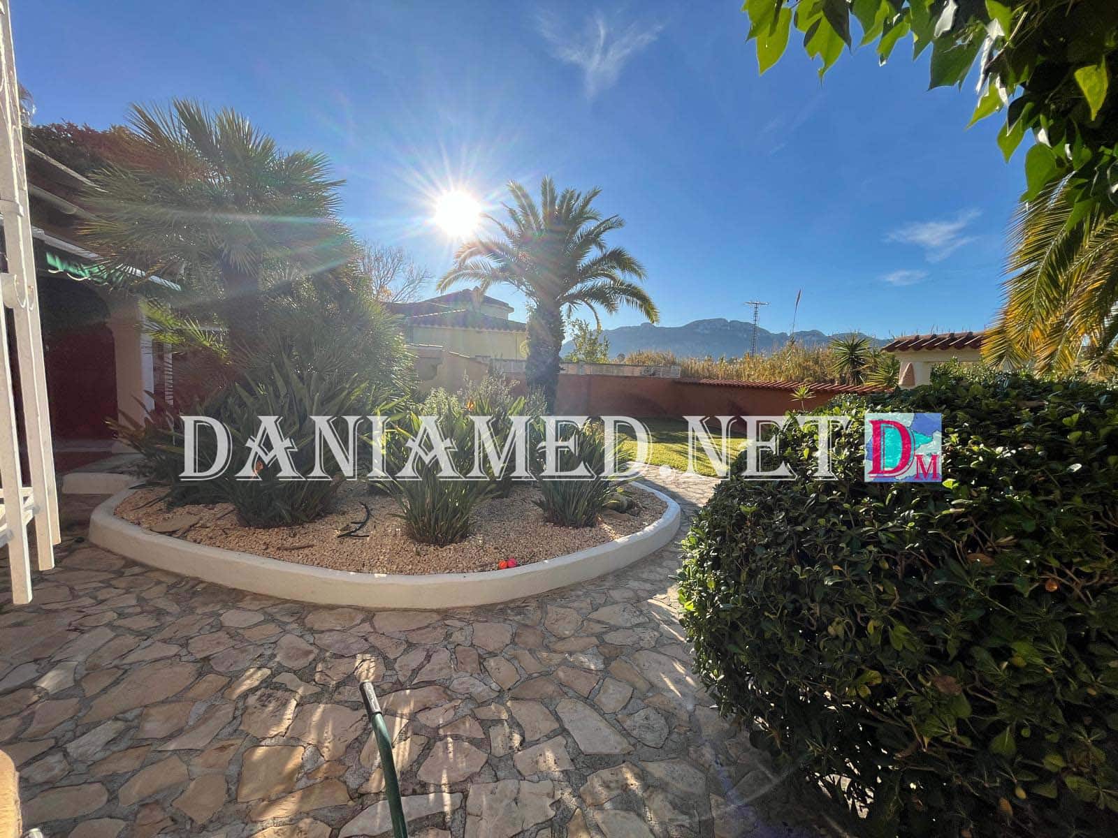 3 Zimmer Villa zu verkaufen in Denia mit Garage - 450.000 € (Ref: 9449309)