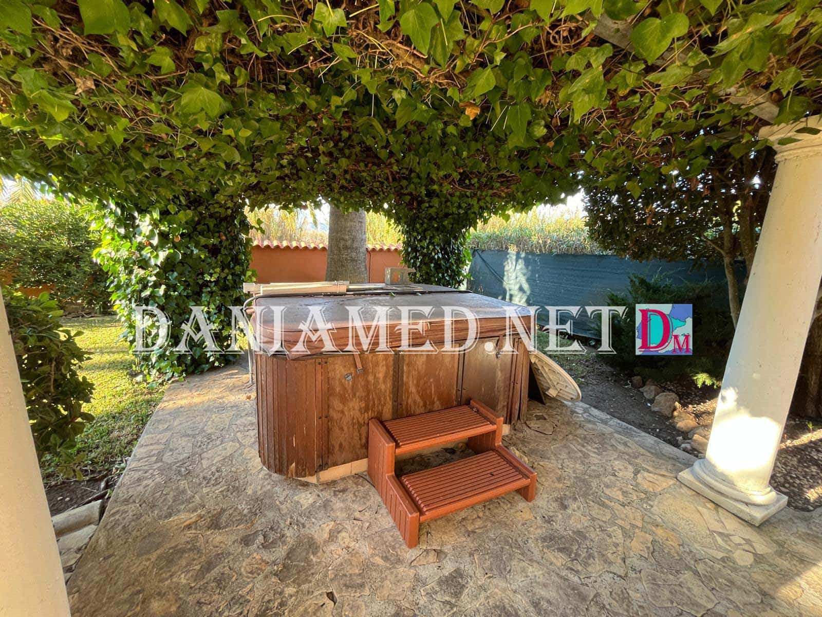 3 Zimmer Villa zu verkaufen in Denia mit Garage - 450.000 € (Ref: 9449309)