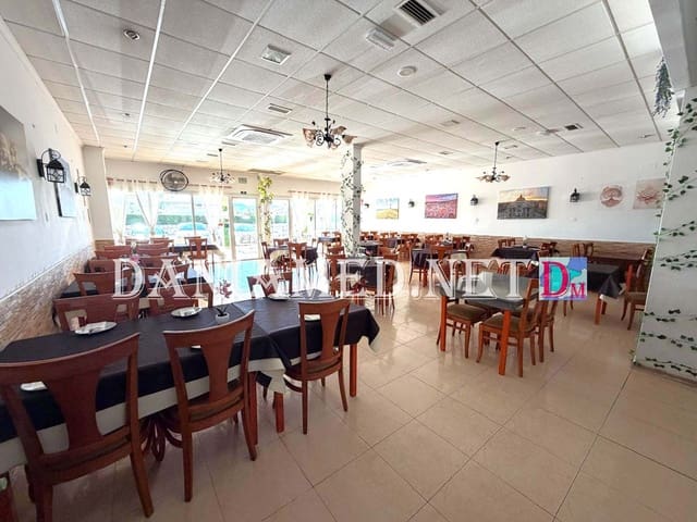 Erhverv til salg i Las Marinas / Les Marines, Dénia - € 399.900 (Ref: 9449310)