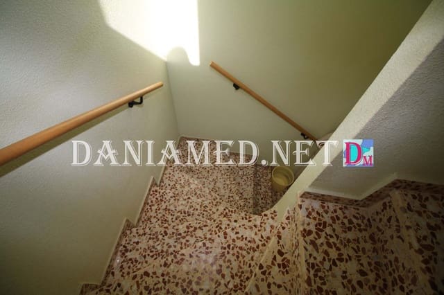 2 slaapkamer Rijtjeshuis te koop in Dénia met zwembad - € 255.000 (Ref: 9449313)