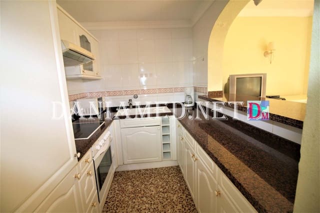 2 slaapkamer Rijtjeshuis te koop in Dénia met zwembad - € 255.000 (Ref: 9449313)