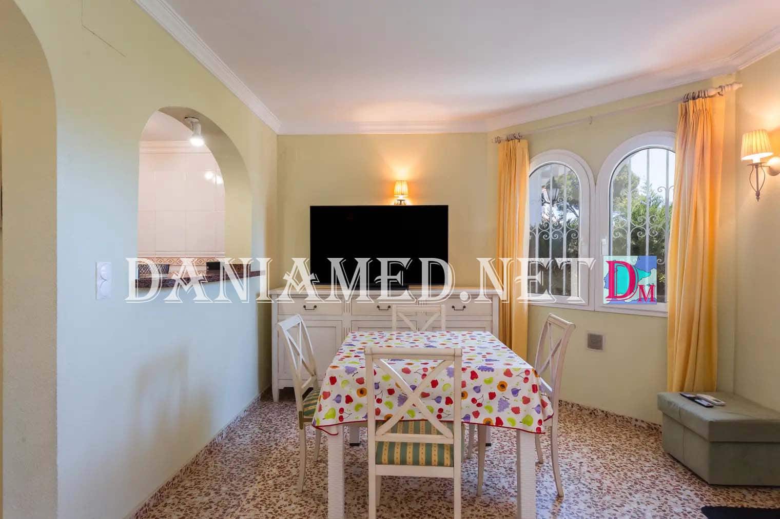 2 bedroom Terraced Villa for sale in Denia with pool - € 255,000 (Ref: 9449313)