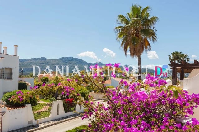 2 chambre Villa/Maison Mitoyenne à vendre à Dénia avec piscine - 255 000 € (Ref: 9449313)