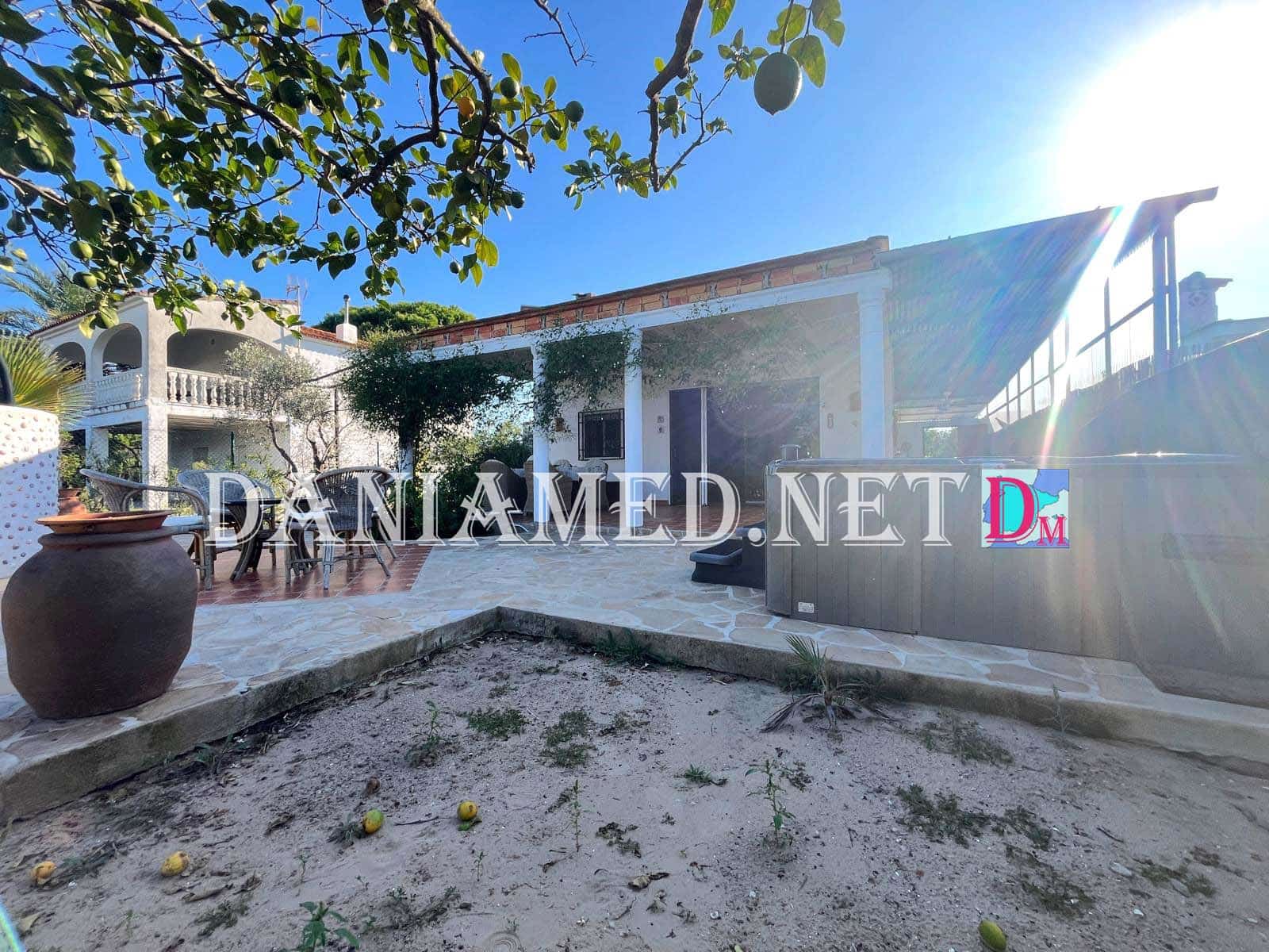 2 chambre Villa/Maison à vendre à Oliva avec garage - 260 000 € (Ref: 9449314)