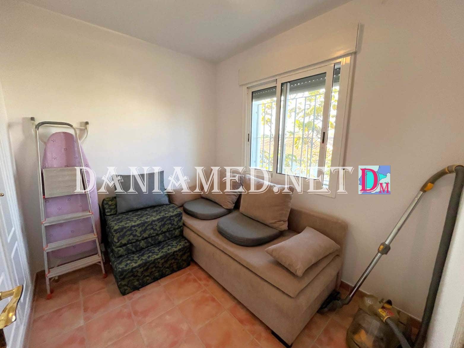 3 quarto Moradia em Banda para venda em Denia com piscina garagem - 299 000 € (Ref: 9449315)