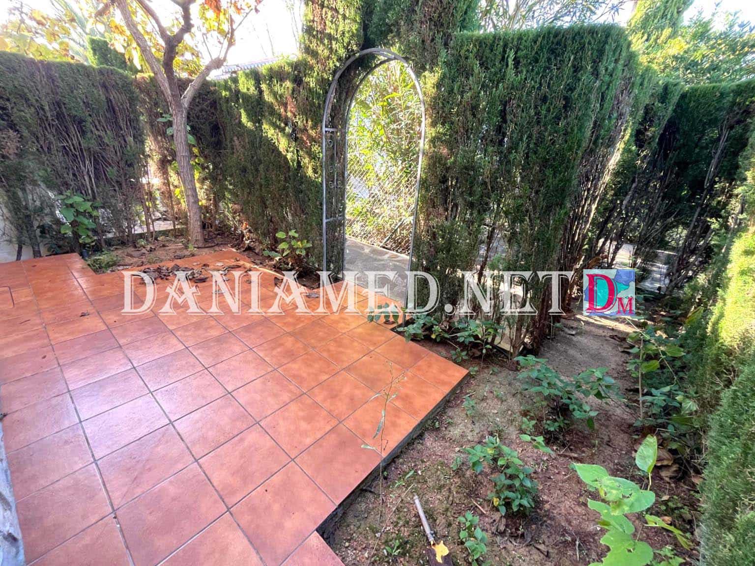 3 quarto Moradia em Banda para venda em Denia com piscina garagem - 299 000 € (Ref: 9449315)