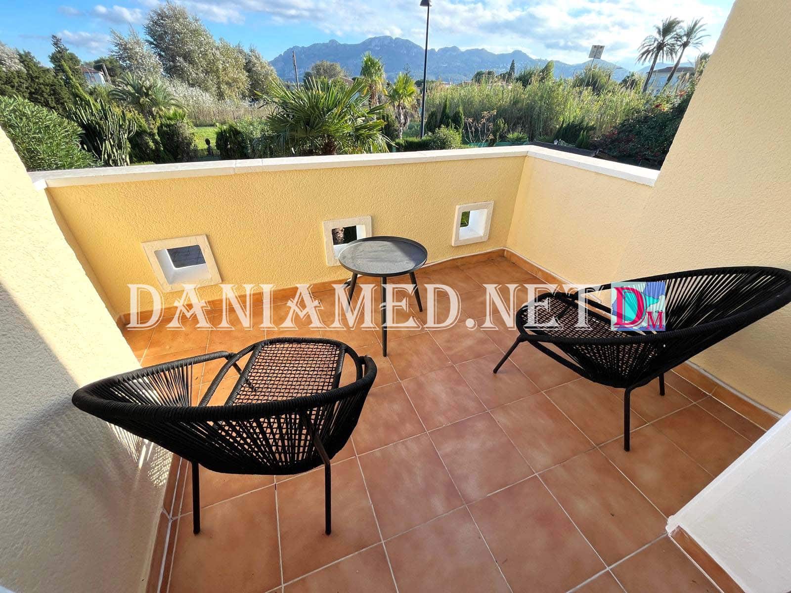 3 quarto Moradia em Banda para venda em Denia com piscina garagem - 299 000 € (Ref: 9449315)