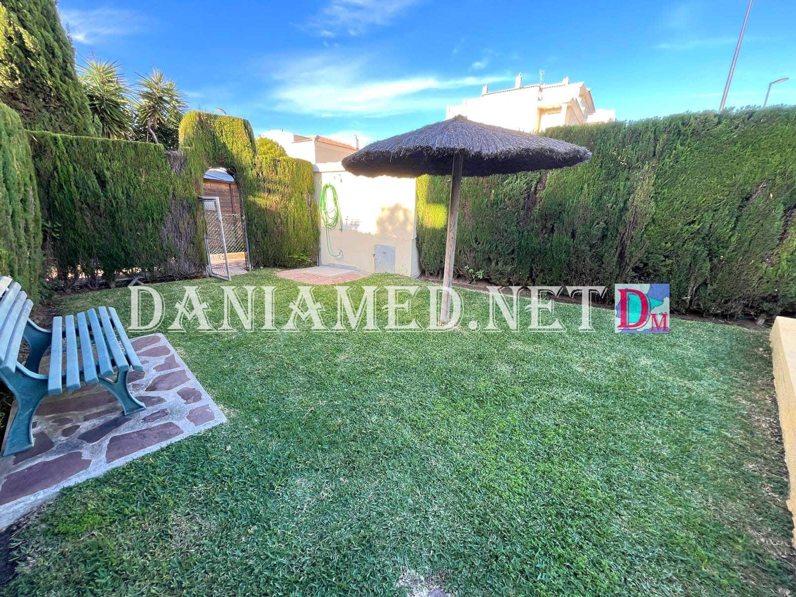 3 quarto Moradia em Banda para venda em Denia com piscina garagem - 299 000 € (Ref: 9449315)