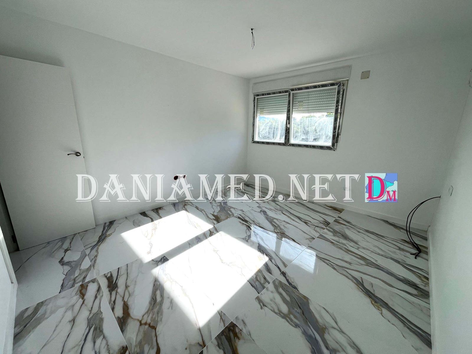 1 soverom Leilighet til salgs i Denia med garasje - € 159 000 (Ref: 9475018)