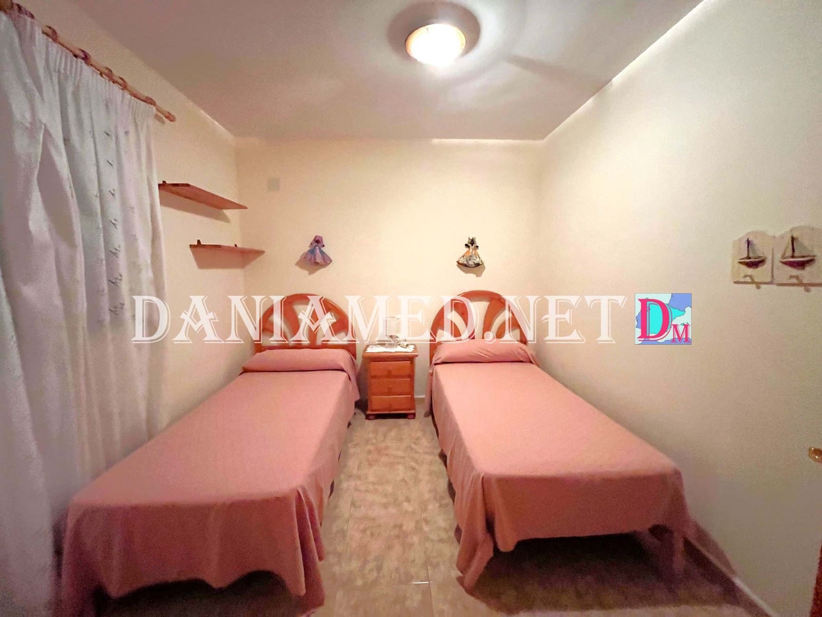 2 bedroom Apartment for sale in Denia with pool garage - € 198,000 (Ref: 9516046)