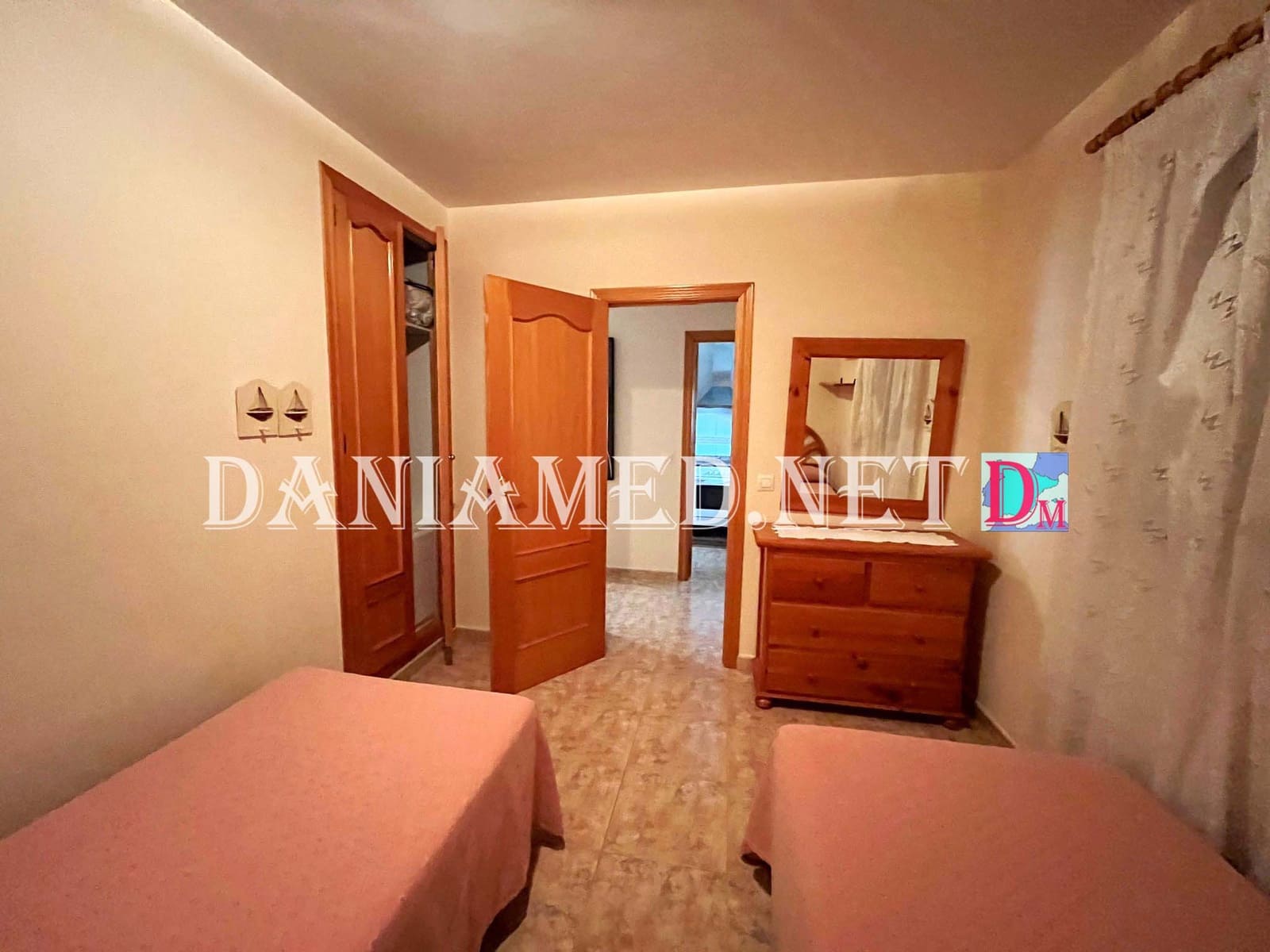 2 bedroom Apartment for sale in Denia with pool garage - € 198,000 (Ref: 9516046)