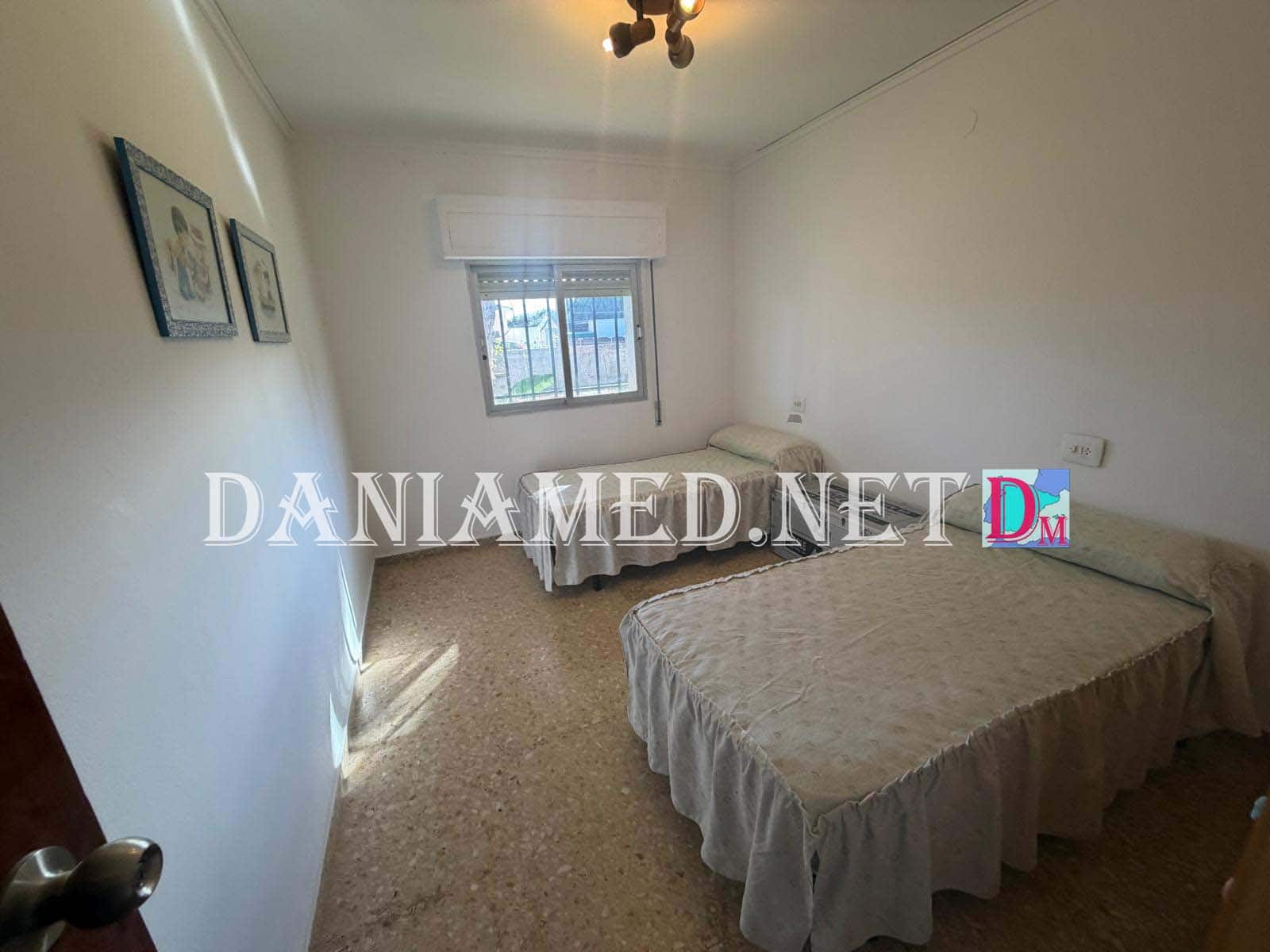 4 bedroom Finca/Country House for sale in Oliva Nova - € 249,000 (Ref: 9562598)