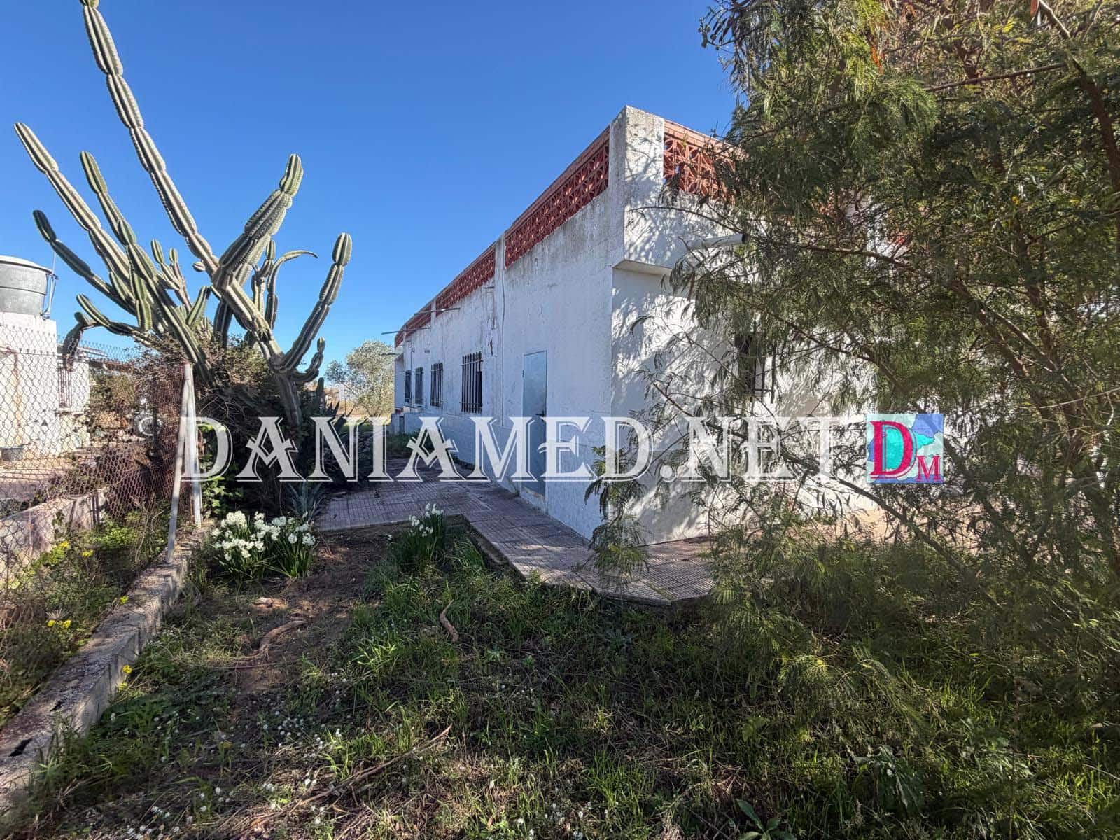 4 bedroom Finca/Country House for sale in Oliva Nova - € 249,000 (Ref: 9562598)