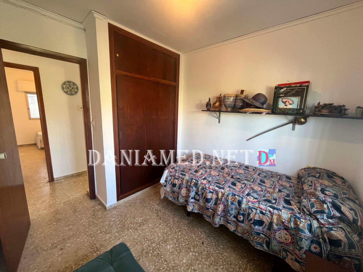 4 soveværelse Finca/Landehus til salg i Oliva med garage - € 249.000 (Ref: 9562598)