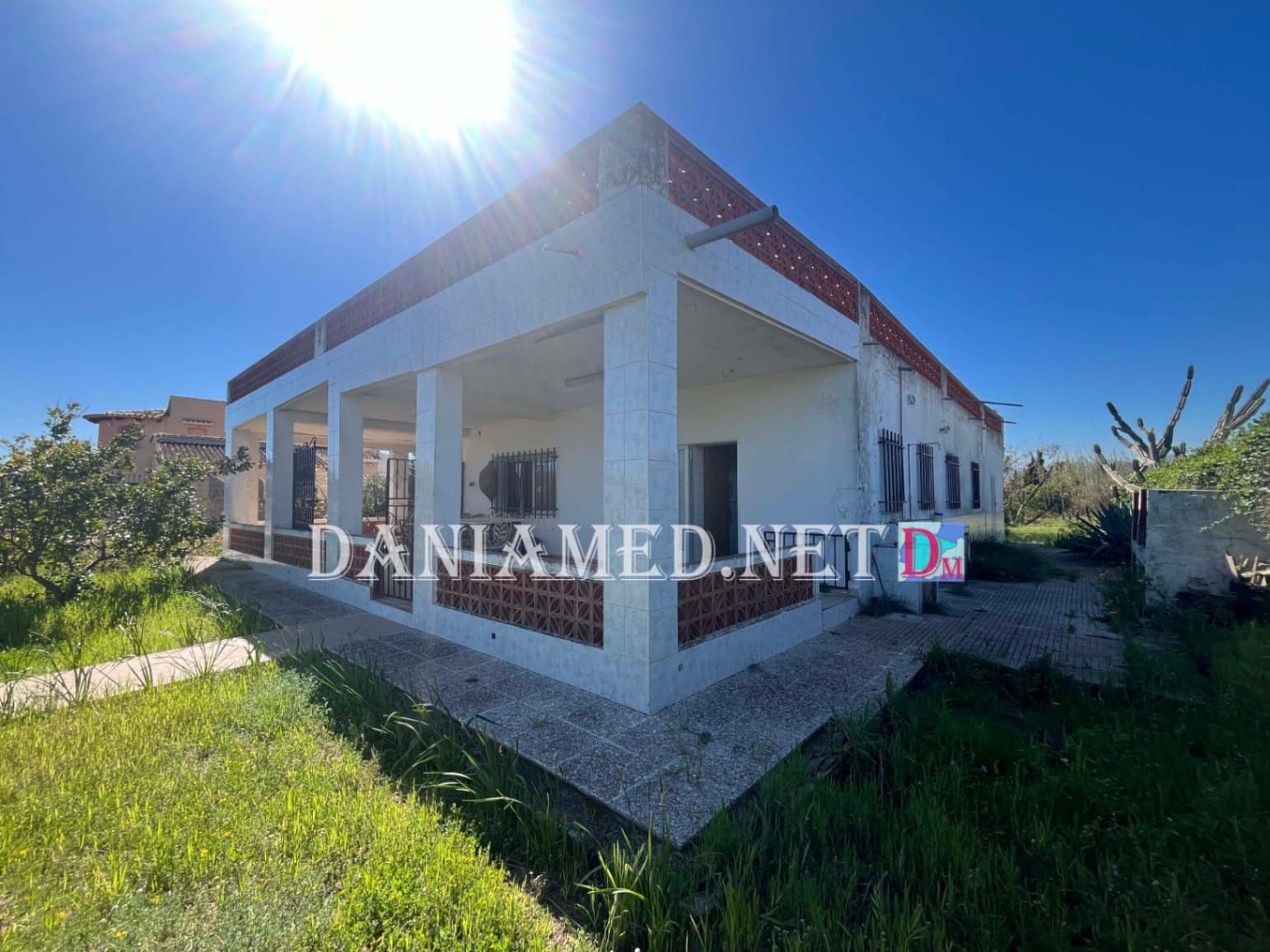 4 soveværelse Finca/Landehus til salg i Oliva med garage - € 249.000 (Ref: 9562598)