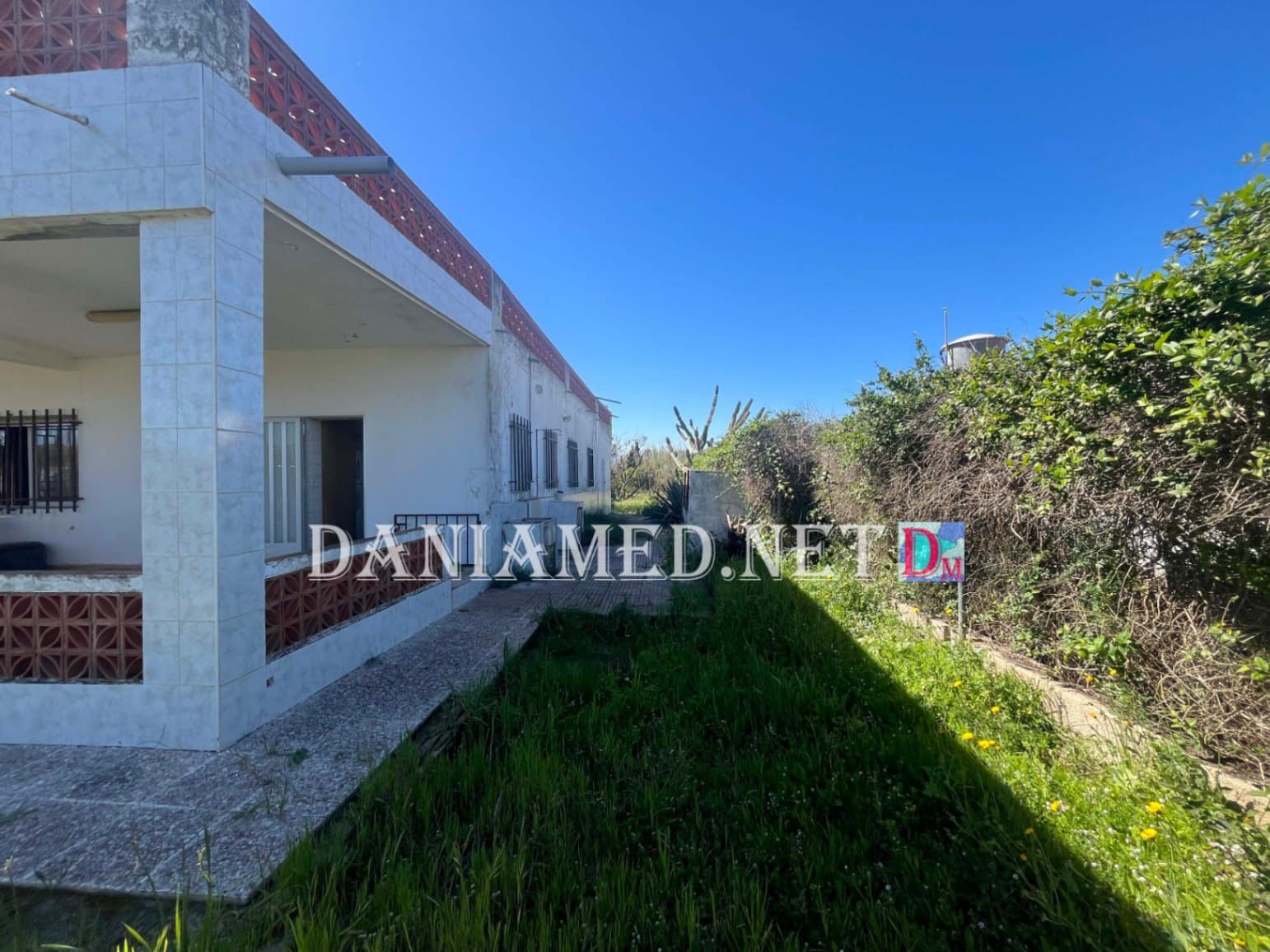 4 soveværelse Finca/Landehus til salg i Oliva med garage - € 249.000 (Ref: 9562598)