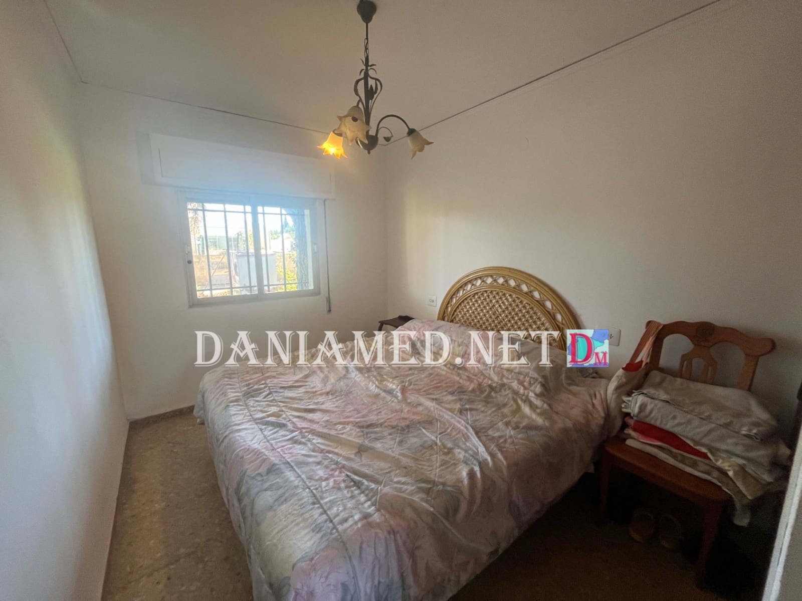 4 soveværelse Finca/Landehus til salg i Oliva med garage - € 249.000 (Ref: 9562598)