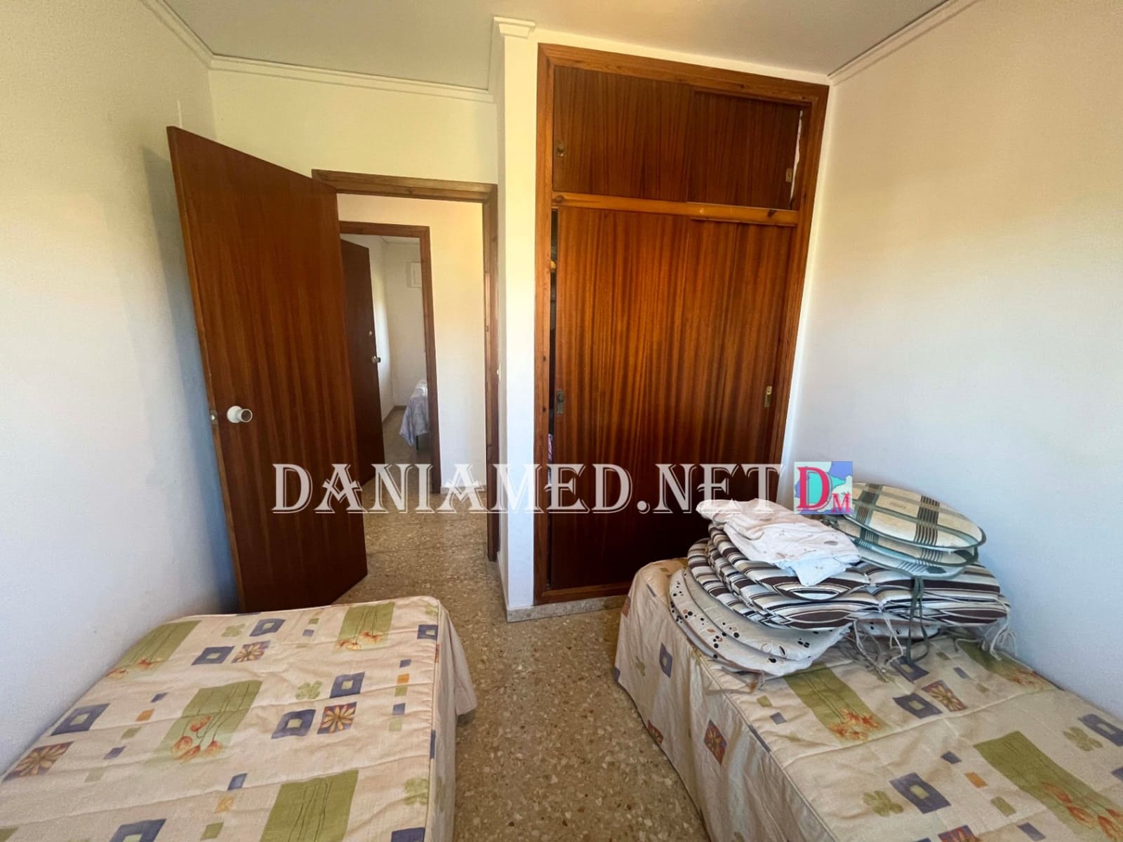 4 soveværelse Finca/Landehus til salg i Oliva med garage - € 249.000 (Ref: 9562598)