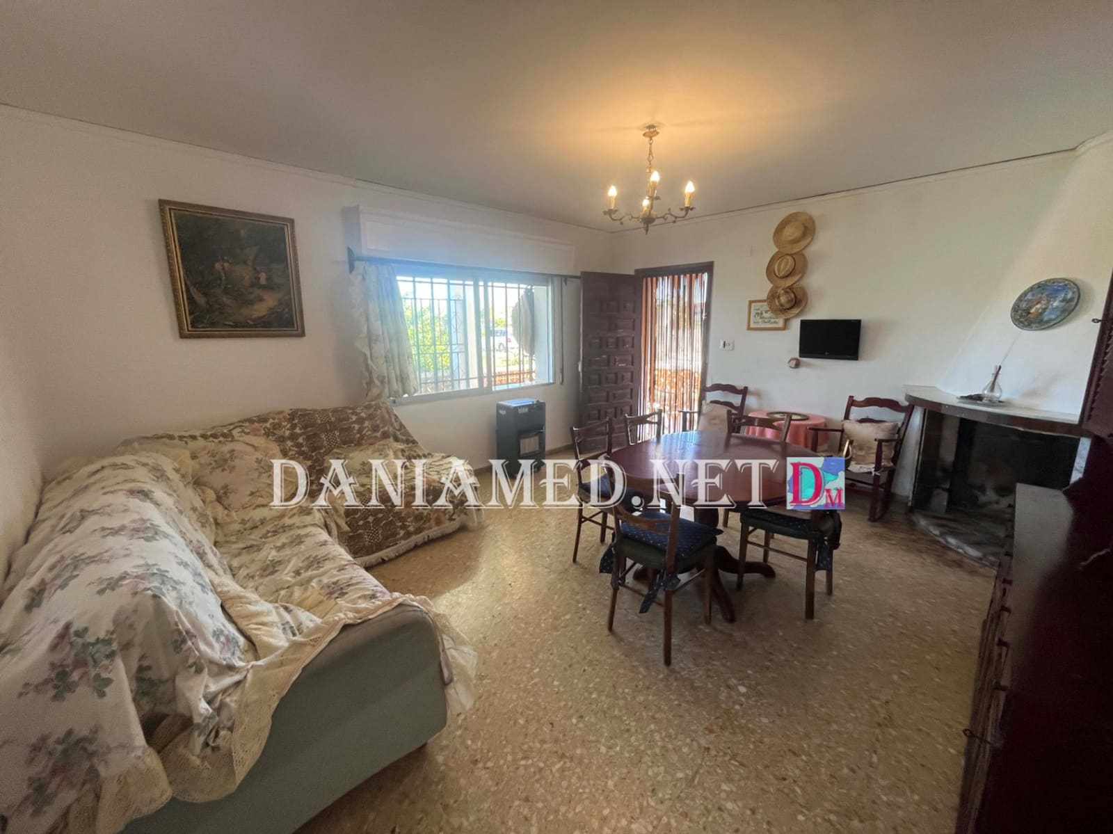 4 soveværelse Finca/Landehus til salg i Oliva med garage - € 249.000 (Ref: 9562598)