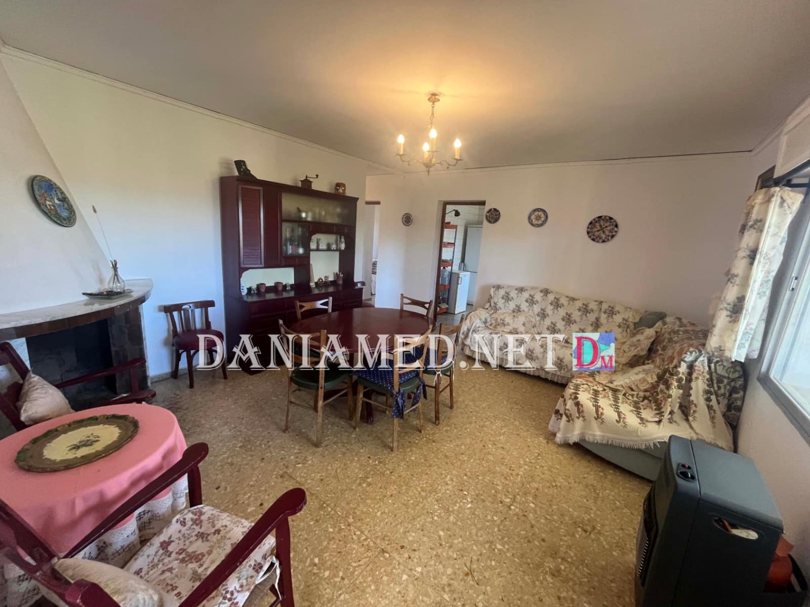 4 soveværelse Finca/Landehus til salg i Oliva med garage - € 249.000 (Ref: 9562598)