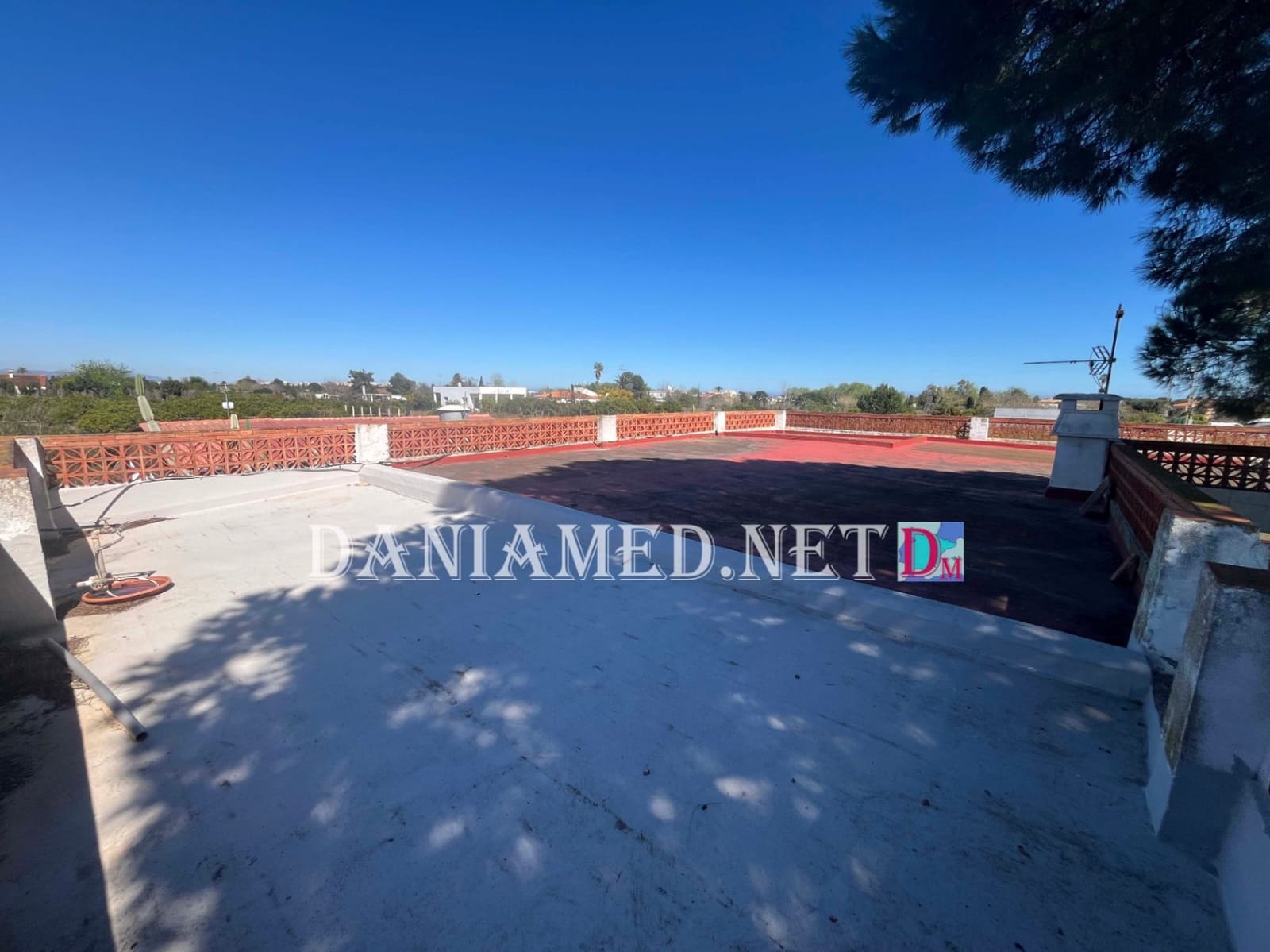 4 soveværelse Finca/Landehus til salg i Oliva med garage - € 249.000 (Ref: 9562598)