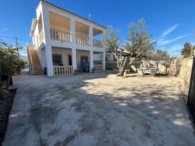 3 bedroom Villa for rent in Oliva Nova, Oliva with pool garage - € 1,250 (Ref: 9562601)